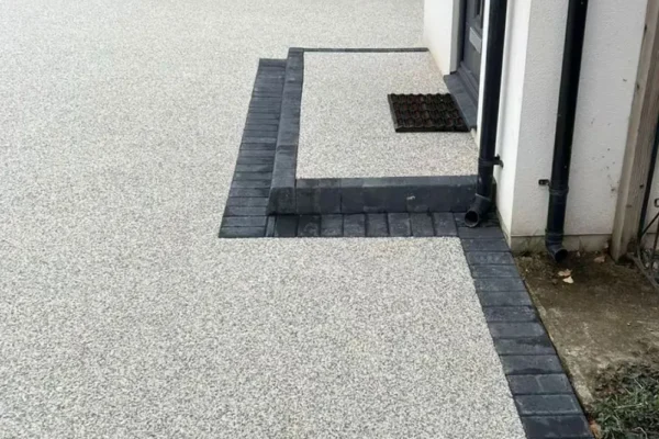 Urban Stone Development - Resin Driveways